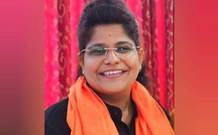 ನಾಲ್ಕು ಚಕ್ರ ಚಾರಿಟೇಬಲ್ ಟ್ರಸ್ಟ್ ನಿಂದ ಮಕ್ಕಳಿಗೆ ಉಚಿತ ಬ್ಯಾಗ್ ವಿತರಣೆ