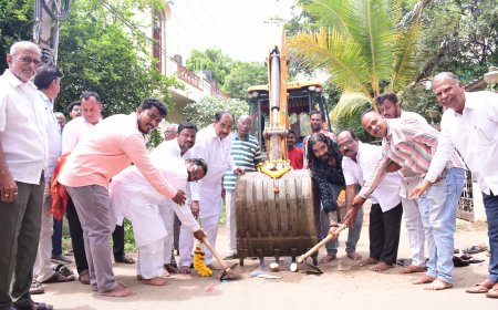ಜನಸೇವೆ ಜನಾರ್ಧನ ಸೇವೆ ಎಂದ ಅಲ್ಲಂಪ್ರಭು ಪಾಟೀಲ್ ವಾರ್ಡ್ ನಂಬರ್ 54 ಸಿ.ಸಿ ರಸ್ತೆ ಚಾಲನೆ