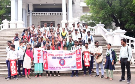ಪದವಿ ವಿದ್ಯಾರ್ಥಿಗಳ ದಾಖಲಾತಿ ಶುಲ್ಕ ಹೆಚ್ಚಳಕ್ಕೆ  SFI ಖಂಡಿಸಿದೆ