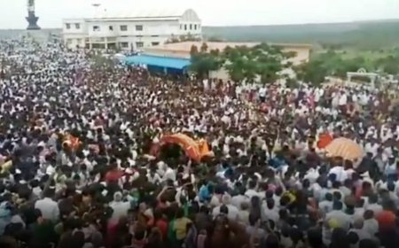 ಭಕ್ತ ಸಾಗರ ನಡುವೆ ಶ್ರೀ ರೇವಣಸಿದ್ದೇಶ್ವರ ಅದ್ಧೂರಿ ಬೆಳ್ಳಿ ಪಲ್ಲಕ್ಕಿ ಉತ್ಸವ