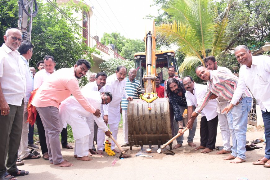 ಜನಸೇವೆ ಜನಾರ್ಧನ ಸೇವೆ ಎಂದ ಅಲ್ಲಂಪ್ರಭು ಪಾಟೀಲ್ ವಾರ್ಡ್ ನಂಬರ್ 54 ಸಿ.ಸಿ ರಸ್ತೆ ಚಾಲನೆ