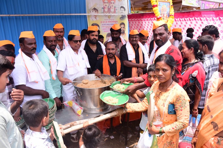 ಶರಣಬಸವೇಶ್ವರ ದೇವಸ್ಥಾನದಲ್ಲಿ ಅನ್ನ ಸಂತರ್ಪಣೆ