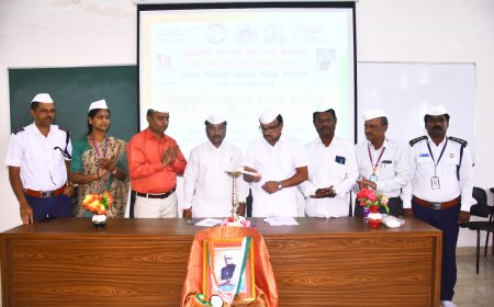 ಶಿಸ್ತು, ದೇಶಪ್ರೇಮ, ಭಾವೈಕ್ಯ ಮೂಡಿಸುವ ಸೇವಾದಳ: ಶಶೀಲ್ ಜಿ ನಮೋಶಿ