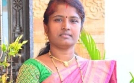 ಜಿಲ್ಲಾ ಮಟ್ಟದ ಅತ್ಯುತ್ತಮ ಶಿಕ್ಷಕ ಪ್ರಶಸ್ತಿಗೆ ಮೀನಾಕ್ಷಿ ಹೊಸಮನಿ ಆಯ್ಕೆ.