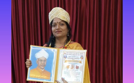 ಕವಯತ್ರಿ ಜ್ಯೋತಿ ಪಾಟೀಲ ಹಿರೇಮಠಗೆ ಸಾಧನ ರತ್ನ ರಾಷ್ಟ್ರೀಯ ಪ್ರಶಸ್ತಿ ಪ್ರಧಾನ