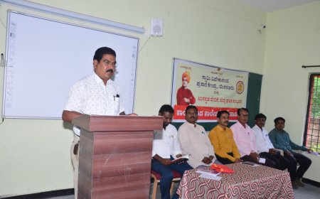 ದೇಶದ ಉನ್ನತಿಗೆ ಯುವಕರು ಅಣಿಗೊಳ್ಳಲು ವಿವೇಕಾನಂದರ ಕರೆ ಪ್ರೊ. ಪಾಲಾಮಾರ