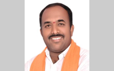 ಸಿದ್ದರಾಮಯ್ಯ ಸಿಎಂ ಸ್ಥಾನಕ್ಕೆ ರಾಜೀನಾಮೆಗೆ ಆನಂದ ಕಣಸೂರ ಆಗ್ರಹ