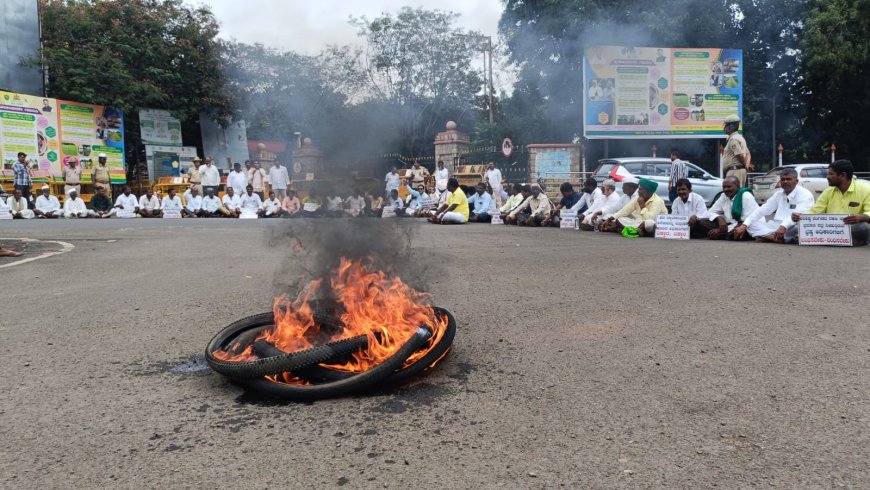 ನಕಲಿ ಜಾತಿ ಪ್ರಮಾಣ ಪತ್ರ ನೀಡುತ್ತಿರುವ ಅಧಿಕಾರಿಗಳನ್ನು ಬಂಧಿಸಲು ಆಗ್ರಹ