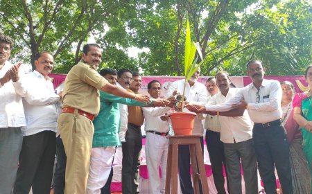 ಶಿಕ್ಷಕ ದೇವಪ್ಪ ನಂದೂರಕರ್ ಅವರ ಸೇವಾ ನಿವೃತ್ತಿ ಸಮಾರಂಭ ಶಿಕ್ಷಕ ವೃತ್ತಿ ಅತ್ಯಂತ ಪವಿತ್ರವಾದದ್ದು; ಪಾಟೀಲ್