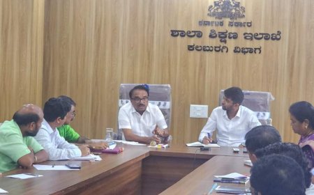 ವಿಧಾನ ಪರಿಷತ್ ಸದಸ್ಯ ಶ್ರೀ ಶಶೀಲ್ ಜಿ ನಮೋಶಿ ಅವರ ನೇತೃತ್ವದಲ್ಲಿ, ಅಪರ ಆಯುಕ್ತರ ನೇತೃತ್ವದಲ್ಲಿ ಕಲ್ಯಾಣ ಕರ್ನಾಟಕ ವಿಭಾಗದ ಪ್ರೌಢಶಾಲಾ ಶಿಕ್ಷಕರ ಸಭೆ