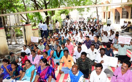 3ನೇ ದಿನ ಹೋರಾಟ | ಗ್ರಾಮ ಪಂಚಾಯತಿ ವಿವಿಧ ಬೇಡಿಕೆ,