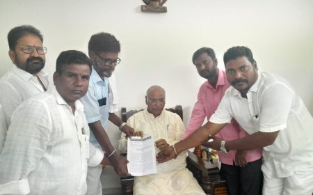 ಒಳಮೀಸಲಾತಿ ಜಾರಿ ಮಾಡುವಂತೆ ಡಾ: ಮಲ್ಲಿಕಾರ್ಜುನ ಖರ್ಗೆ ಅವರಿಗೆ ಮನವಿ