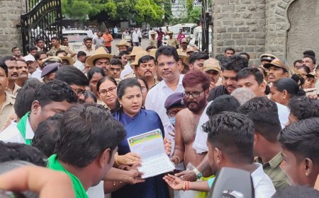 ಒಳ ಮೀಸಲಾತಿ ವರ್ಗೀಕರಣ ಶೀಘ್ರ ಅನುಷ್ಠಾನಗೊಳಿಸಲು ಆಗ್ರಹಿಸಿ ಬೃಹತ್ ಪ್ರತಿಭಟನಾ ಮೆರವಣ ಗೆ