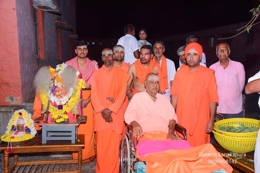 ಶಮೀವೃಕ್ಷ ಪೂಜೆ ನೆರವೇರಿಸಿದ : ಮುಮ್ಮಡಿ ನಿರ್ವಾಣ ಶ್ರೀಗಳು