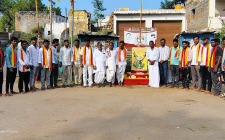 ತುಮಕೂರು ಗ್ರಾಮ ಘಟಕದವತಿಯಿಂದ ಅದ್ಧೂರಿ ರಾಜ್ಯೋತ್ಸವ