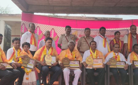 ಕನ್ನಡದ ನೆಲ-ಜಲ-ಗಾಳಿಯ ರಕ್ಷಣೆ ಬದ್ಧರಾಗಿರಬೇಕು :  ಡಾ.ವಿಶ್ವನಾಥ