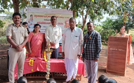 ವಚನ ಸಾಹಿತ್ಯ ವಿಶ್ವ ಶ್ರೇಷ್ಠ ಸಾಹಿತ್ಯ.