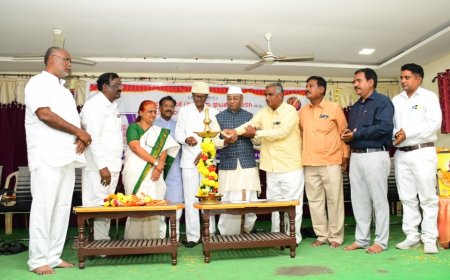 ರಾಜ್ಯೋತ್ಸವ ಪ್ರಶಸ್ತಿಯು,  ಸಾಹಿತಿ ಡಾ.ಹನುಮಂತರಾವ  ದೊಡ್ಡಮನಿಗೆ ಸಂದ ಗೌರವ- ಎಮ್. ವೈ.ಪಾಟೀಲ