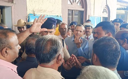 ವಾಡಿ ರೈಲ್ವೆ ನಿಲ್ದಾಣದ ಅಭಿವೃದ್ಧಿಗಾಗಿ ಮನವಿ