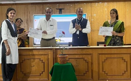 ಮೌಲ್ಯವರ್ಧಿತ ಕೋರ್ಸ್ ಪ್ರಮಾಣಪತ್ರ ವಿತರಣೆ.