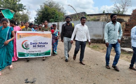 ಮನೆಗೊಂದು ಶೌಚಾಲಯ ನಿರ್ಮಿಸಿ: ಪಿಡಿಓ ಶ್ರೀನಿವಾಸ ದೇಶಪಾಂಡೆ