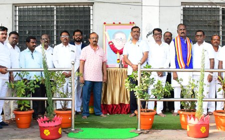 ಕ.ಕ.ರ.ಸಾ.ನಿ. ಕಲಬುರ್ಗಿ ಘಟಕ-1 ಪರಿಶಿಷ್ಟ ಜಾತಿ ಪರಿಶಿಷ್ಟ ಪಂಗಡ ನೌಕರರ ಸಂಘಟನೆಗಳ ಯಿಂದ ಮಹಾಪರಿನಿರ್ವಾಣ ದಿನ ಆಚರಣೆ