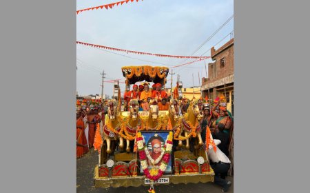 ಸೋನಾಳ ಗ್ರಾಮದಲ್ಲಿ ಪರಮ ಪೂಜ್ಯ ಶ್ರೀ ಚನ್ನವೀರ ಮಹಾಸ್ವಾಮಿಗಳ ಭವ್ಯ ಮೆರವಣಿಗೆ