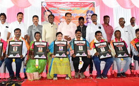 ಆನಂದ ಕ್ರಿಸ್‌ಮಸ್ ಉತ್ಸವ ನಿಮಿತ್ತ ಸಾಧಕರಿಗೆ ಮಾರ್ಟಿನ್ ಲೂಥರ್ ಪ್ರಶಸ್ತಿ ಪ್ರಧಾನ