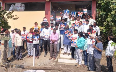 ಕೇಂದ್ರ ಗೃಹ ಸಚಿವ ಅಮಿತ್ ಶಾ ಅವರನು ವಜಗೊಳಿಸುವಂತೆ ಆಗ್ರಹಿಸಿ ಇಂದು ದಾಬಕ ನಲ್ಲಿ ಮಾದಿಗ ಸಮಾಜದಿಂದ ಬೃಹತ್ ಪ್ರತಿಭಟನೆ