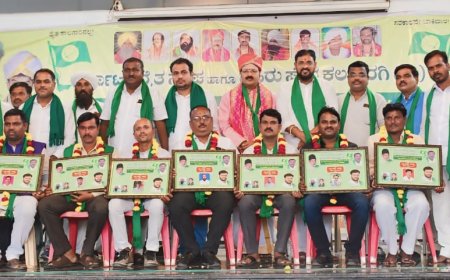 ಕನಸಿನ ಭಾರತ ವರದಿಗಾರ  ಜೆಟ್ಟಪ್ಪ ಪೂಜಾರಿಗೆ  ಮಾಧ್ಯಮ ರತ್ನ ಪ್ರಶಸ್ತಿ. ಮಾಳಿಂಗರಾಯ ಕಾರಗೊಂಡ ಹರ್ಷ.