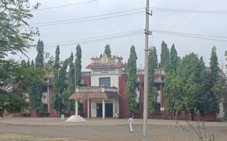 ಸರಕಾರಿ ಅಧಿಸೂಚನೆಯ ಆದೇಶ ಉಲ್ಲಂಘಹಿಸಿ, ಮಾಜಿ ಪ್ರಧಾನಿ ಡಾ. ಮನಮೋಹನ ಸಿಂಗ್ ಅವರಿಗೆ ಅಗೌರವ ತೋರಿದ ಚಿಂಚೋಳಿ ತಾಲೂಕ ಆಡಳಿತದ ಅಧಿಕಾರಿಗಳು