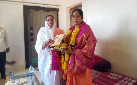 ಜನಮನ ಗೆದ್ದ ಉಪನ್ಯಾಸಕಿ ಡಾ|| ಸುರೇಖಾ ಹೊರ್ತಿಕರ.