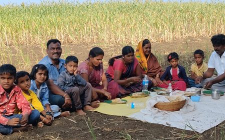 ಸಂಭ್ರಮದ ಎಳ್ಳ ಅಮವಾಸ್ಯೆ : ಚೆರಗ ಚೆಲ್ಲಿ ಹಬ್ಬ ಆಚರಿಸಿದ ರೈತರು :.