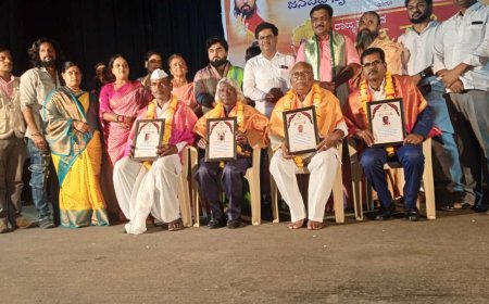 ಶಿವಪ್ಪ ನಾಯಕ ಗೆ ಜನಪದ ಕಲಾರತ್ನ ಪ್ರಶಸ್ತಿ.