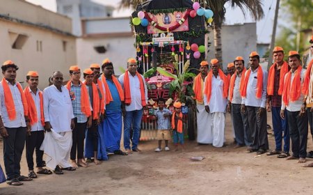 ವಡಗೇರಾ ತಾಲೂಕಿನ ಐಕುರ ಗ್ರಾಮದಿಂದ  ರೊಟ್ಟಿ ಸೇವೆ