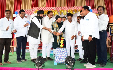 ಸಹಾರಾ ಪಬ್ಲಿಕ ಇಂಗ್ಲಿಷ್ ಮಾಧ್ಯಮ ಶಾಲೆಯ  ವಾರ್ಷಿಕೋತ್ಸವ ಜರುಗಿತು