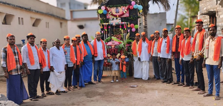 ವಡಗೇರಾ ತಾಲೂಕಿನ ಐಕುರ ಗ್ರಾಮದಿಂದ  ರೊಟ್ಟಿ ಸೇವೆ