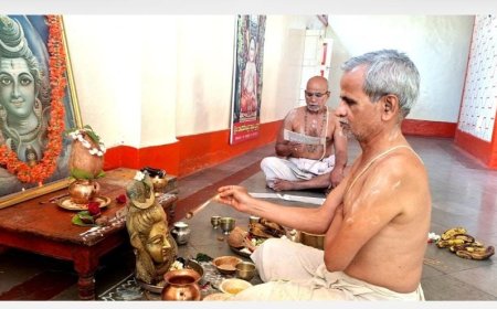 ರಾಘವೇಂದ್ರ ಸ್ವಾಮಿ ಮಠದಲ್ಲಿ ಅಖಂಡ ಶಿವ ಸಂಕೀರ್ತನೆ