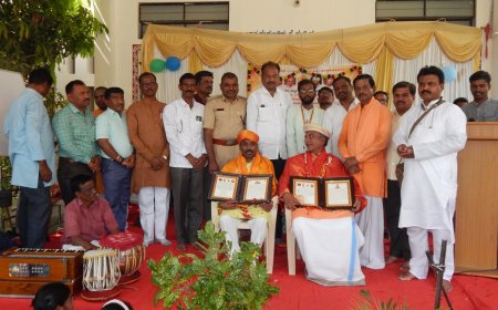 ಕೋಡ್ಲಿಯಲ್ಲಿ ಪಂ. ಪುಟ್ಟರಾಜ ಗವಾಯಿಗಳ ಜಯಂತ್ಯುತ್ಸವ ವಿಶ್ವಗಾನ ಉಭಯರತ್ನ ಹಾಗೂ ಸಾಹಿತ್ಯ ಸೇವಾ ರತ್ನ ಪ್ರಶಸ್ತಿ ಪ್ರದಾನ