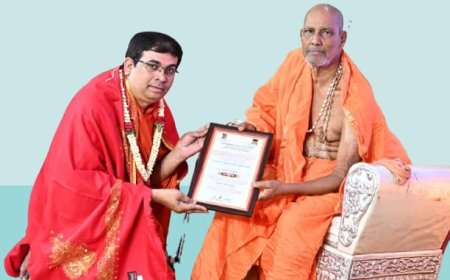ಡಾ.ಗುರುರಾಜ ಪೋಶೆಟ್ಟಿಹಳ್ಳಿ ರವರಿಗೆ' ಹರಿದಾಸ ಸಾಹಿತ್ಯ ಸುಧಾಕರ 'ಬಿರುದು ಪ್ರದಾನ