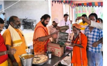 ಭಕ್ತಿಯ ಬೆಳಕು: ಶಾಂತಿನಗರದ ಭಕ್ತನಿಂದ ಶ್ರೀಶೈಲ ಪಾದಯಾತ್ರೆ ಭಕ್ತರಿಗೆ ಅನ್ನಪ್ರಸಾದ