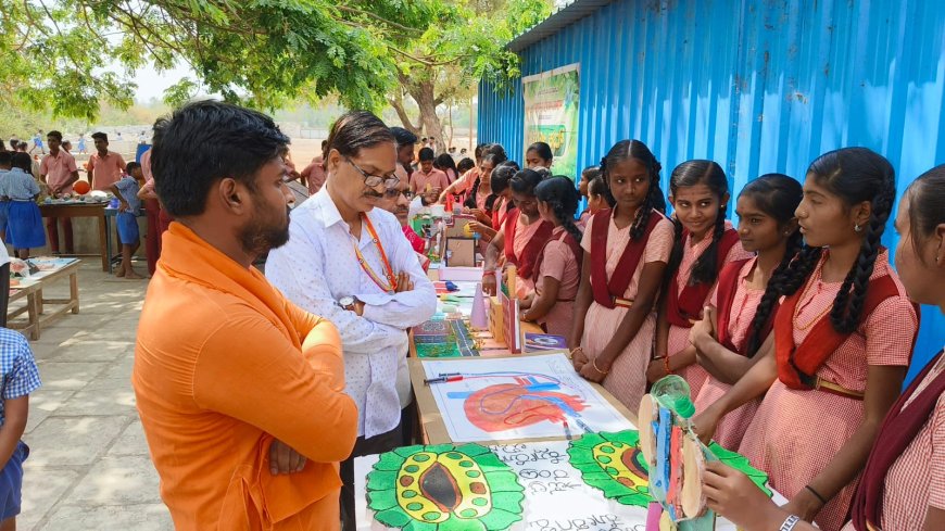 ಮಕ್ಕಳು ಹೆಚ್ಚು ವಿಜ್ಞಾನದ ಆಸಕ್ತಿಯನ್ನು ಬೆಳೆಸಿಕೊಳ್ಳಬೇಕು. : ಸಿದ್ದಲಿಂಗ ಸ್ವಾಮೀಜಿ