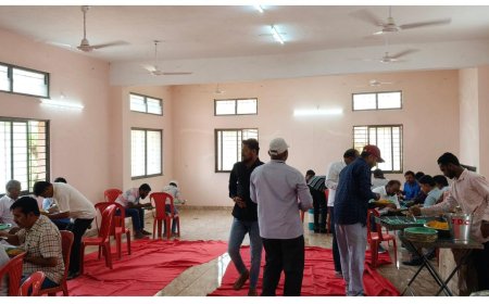 ಪತ್ರಕರ್ತರಿಂದ ಔತಣ ಕೂಟ : ತಾಲೂಕ ಮಟ್ಟದ ಅಧಿಕಾರಿಗಳು ಭಾಗಿ