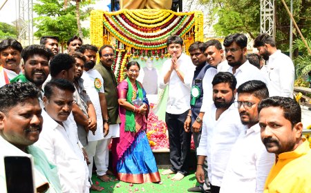 ಡಾ. ಬಾಬು ಜಗಜೀವನರಾಮ ಜಯಂತ್ಯುತ್ಸವದ ಅಂಗವಾಗಿ ಪುಷ್ಪ ನಮನ