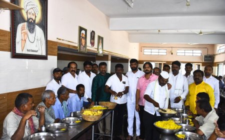 ನಿರಾಶ್ರಿತರಿಗೆ ಅನ್ನದಾಸೋಹ: ಶರಣ ಕುಮಾರ ಮೋದಿ ಜನ್ಮದಿನದ ಅಂಗವಾಗಿ ಸೇವಾ ಕಾರ್ಯಕ್ರಮ