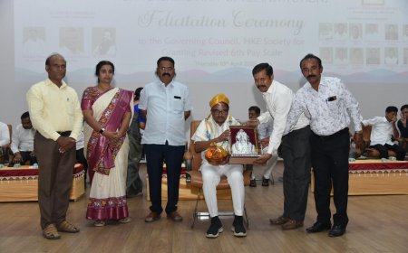 ನುಡಿದಂತೆ ನಡೆದಿದ್ದೇವೆ ವೇತನ ಪರಿಷ್ಕರಣೆ ಮಾಡಿದ್ದೇವೆ ಶಶೀಲ್ ಜಿ ನಮೋಶಿ