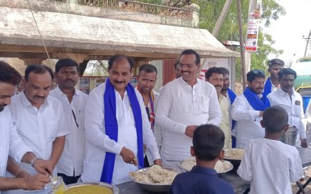 ಡಾ.ಬಿ.ಆರ್.ಅಂಬೇಡ್ಕರ್ ಜಯಂತಿ ನಿಮಿತ್ಯ ಅನ್ನ ಸಂತರ್ಪಣೆ ಕಾರ್ಯಕ್ರಮಕ್ಕೆ ಶಾಸಕ ಅಲ್ಲಂಪ್ರಭು ಪಾಟೀಲ ಚಾಲನೆ
