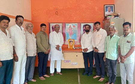ವಾಡಿ ಬಿಜೆಪಿ ಕಛೇರಿಯಲ್ಲಿ ವೀರ ಸಾವರ್ಕರ ಸ್ಮರಣೆ