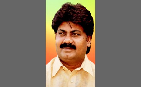 ಆರ್‌ಸಿಬಿ ತಂಡಕ್ಕೆ ಬಿಜೆಪಿ ಎಸ್ಸಿ ಮೋರ್ಚಾ ರಾಜ್ಯ ಉಪಾಧ್ಯಕ್ಷ ಹಾಗೂ ಕಲಬುರಗಿ ಜಿಲ್ಲಾ ಪಂಚಾಯತ್ ಮಾಜಿ ಅಧ್ಯಕ್ಷ ಡಾ ಅಂಬಾರಾಯ ಅಷ್ಠಗಿ ಅಭಿನಂದನೆ