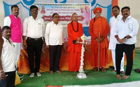 ಶಿಕ್ಷಣದಿಂದ ಎಲ್ಲವೂ ಸಾಧ್ಯ ; ಭೃಂಗೇಶ್ವರ ಶ್ರೀ